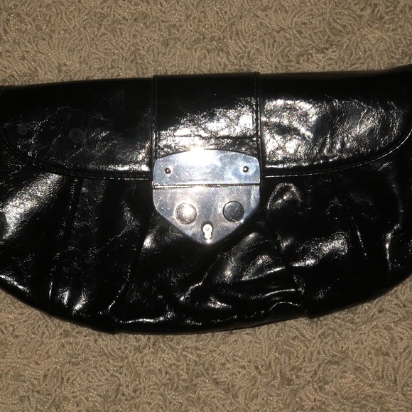 Express black clutch - Picture 1 of 3